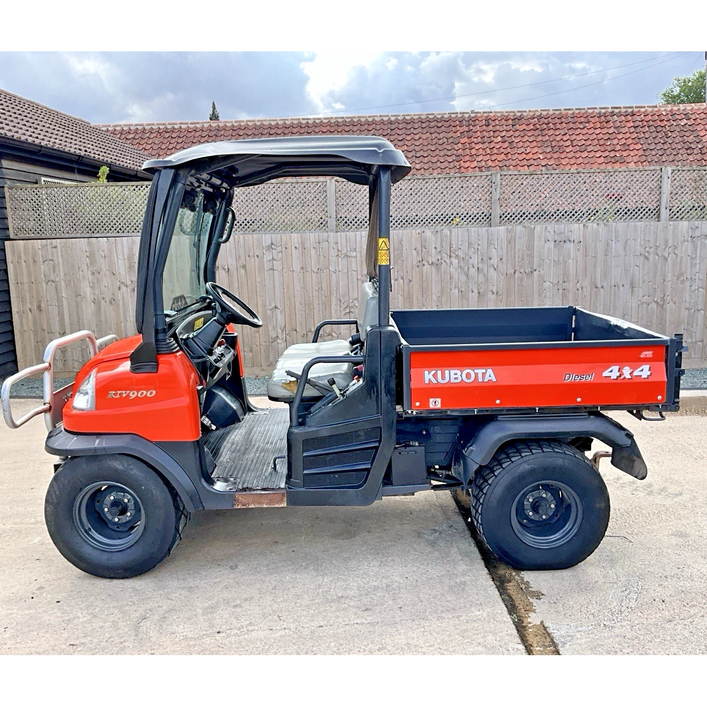 2014 KUBOTA RTV 900