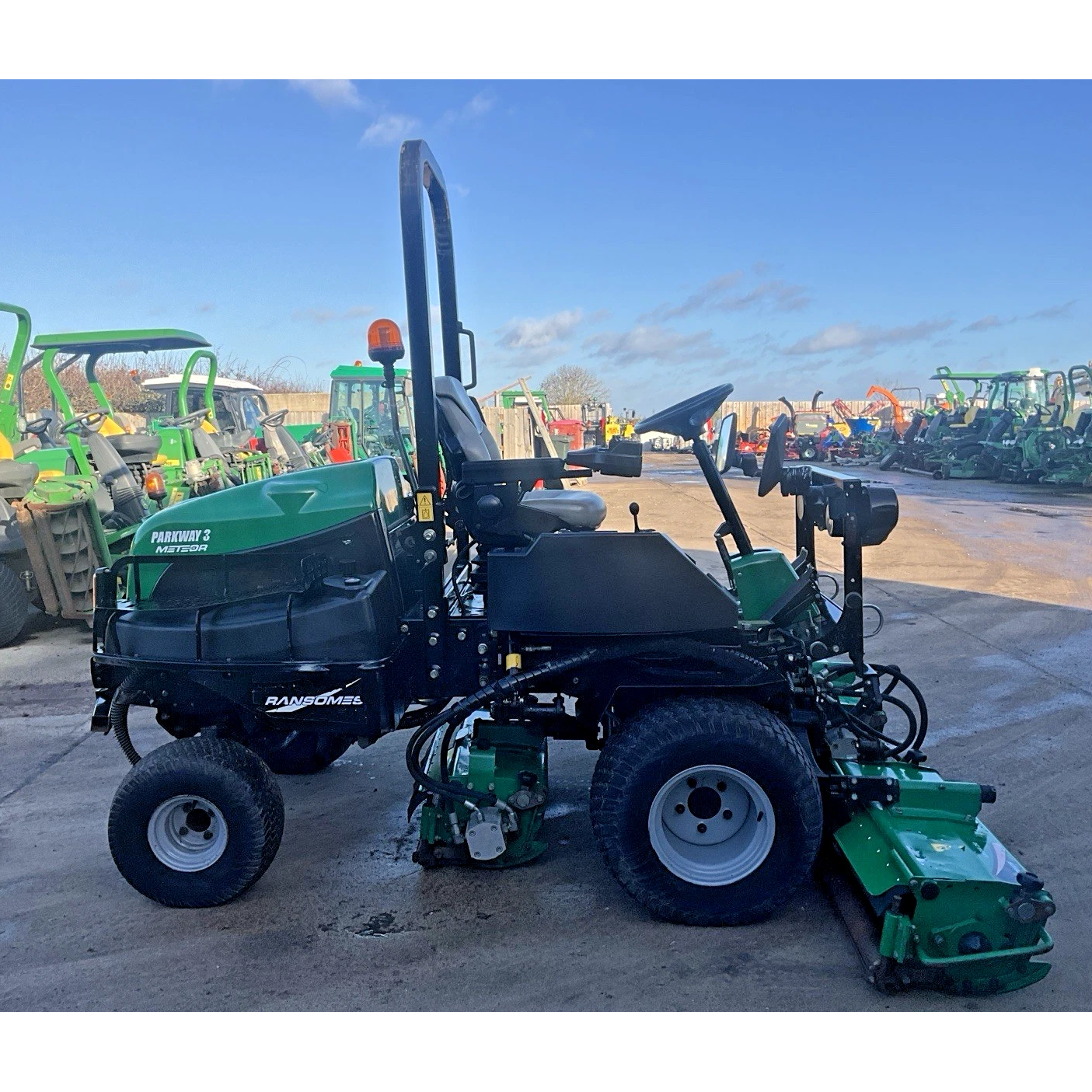 2014 RANSOMES PARKWAY 3