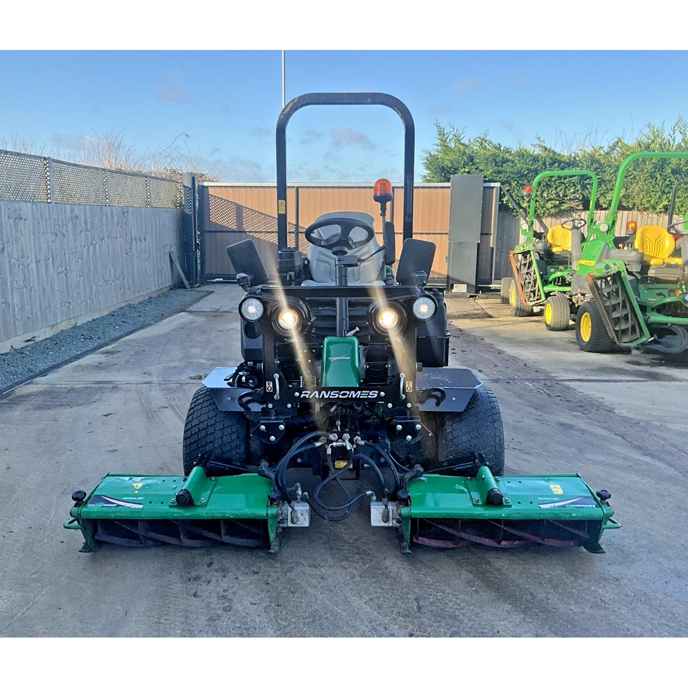 2014 RANSOMES PARKWAY 3