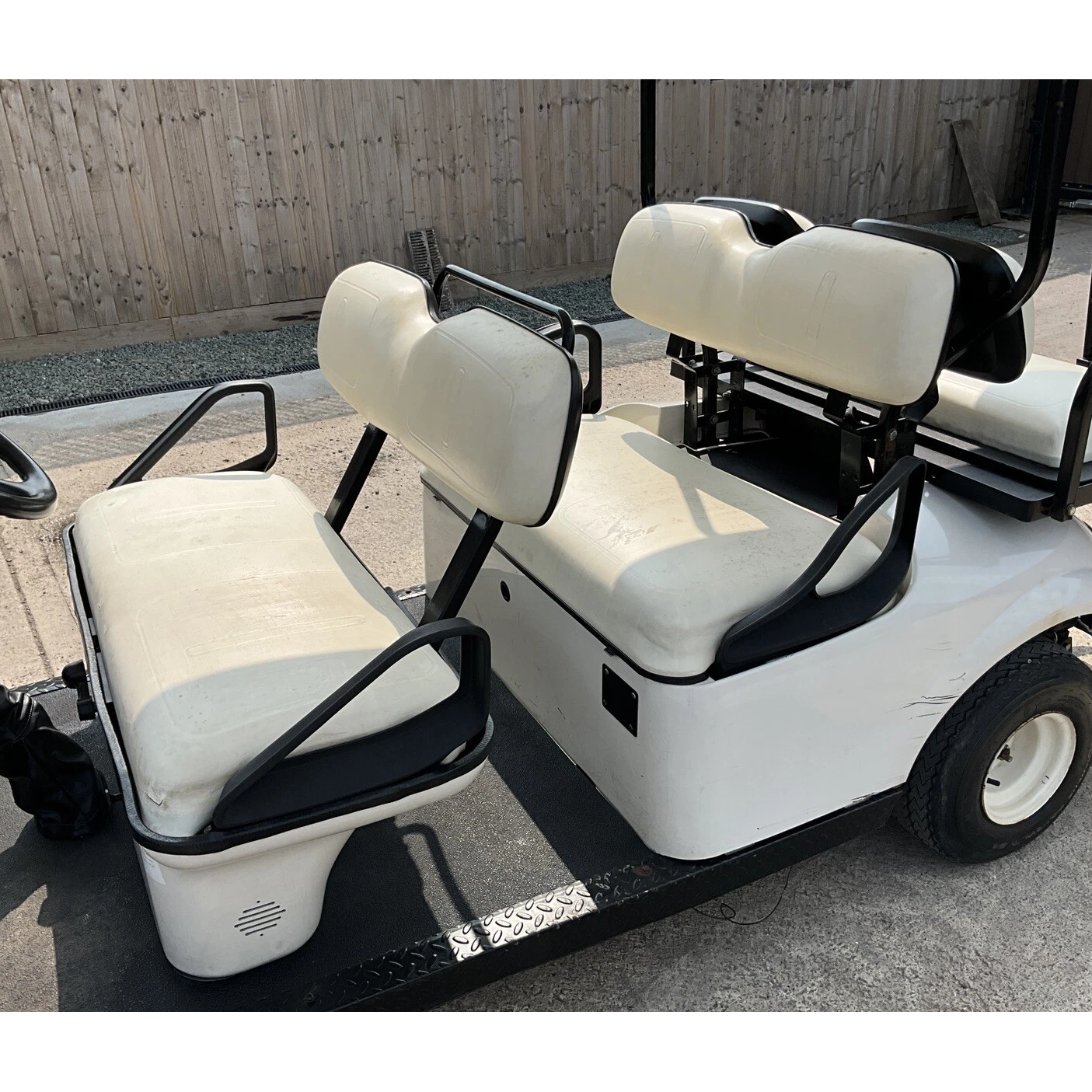 2015 CUSHMAN 6 SEATER