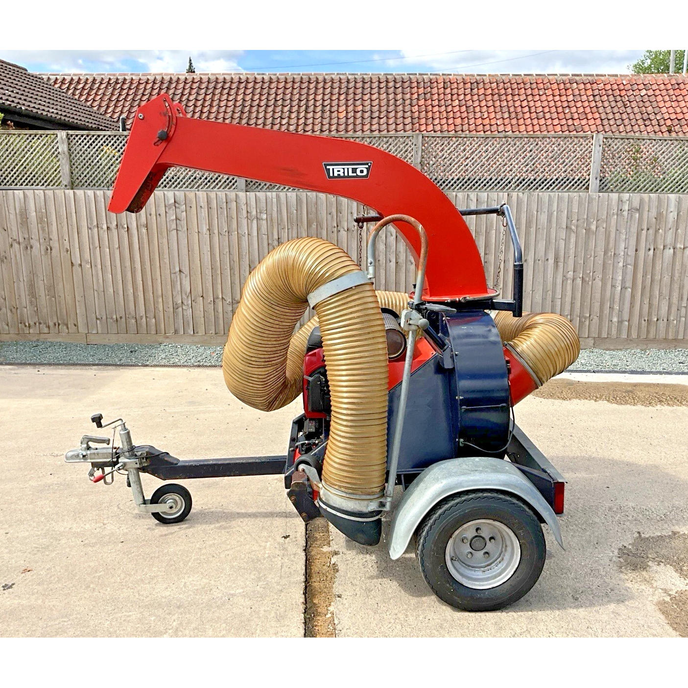 2015 TRILO SU60