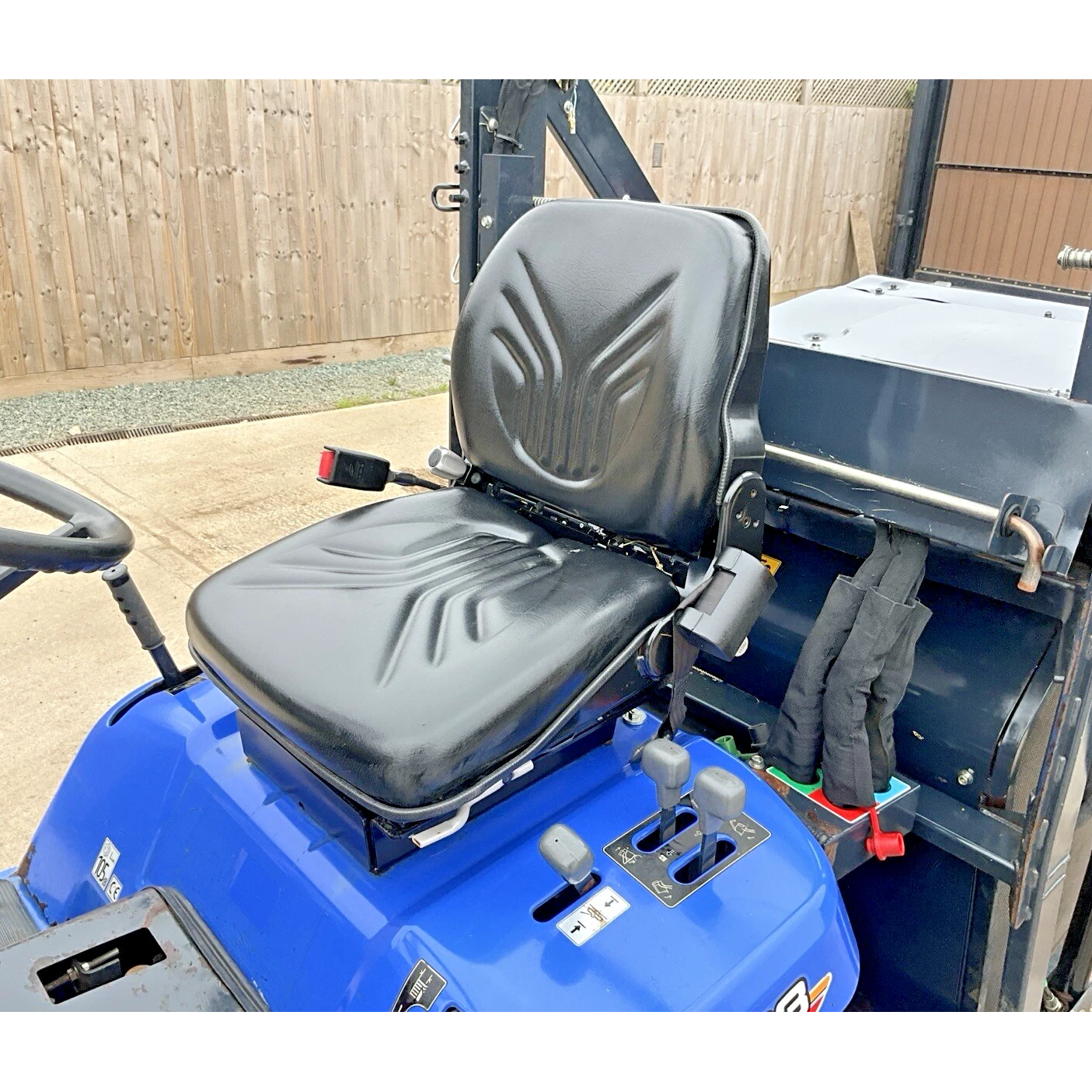 2016 ISEKI SXG323 778