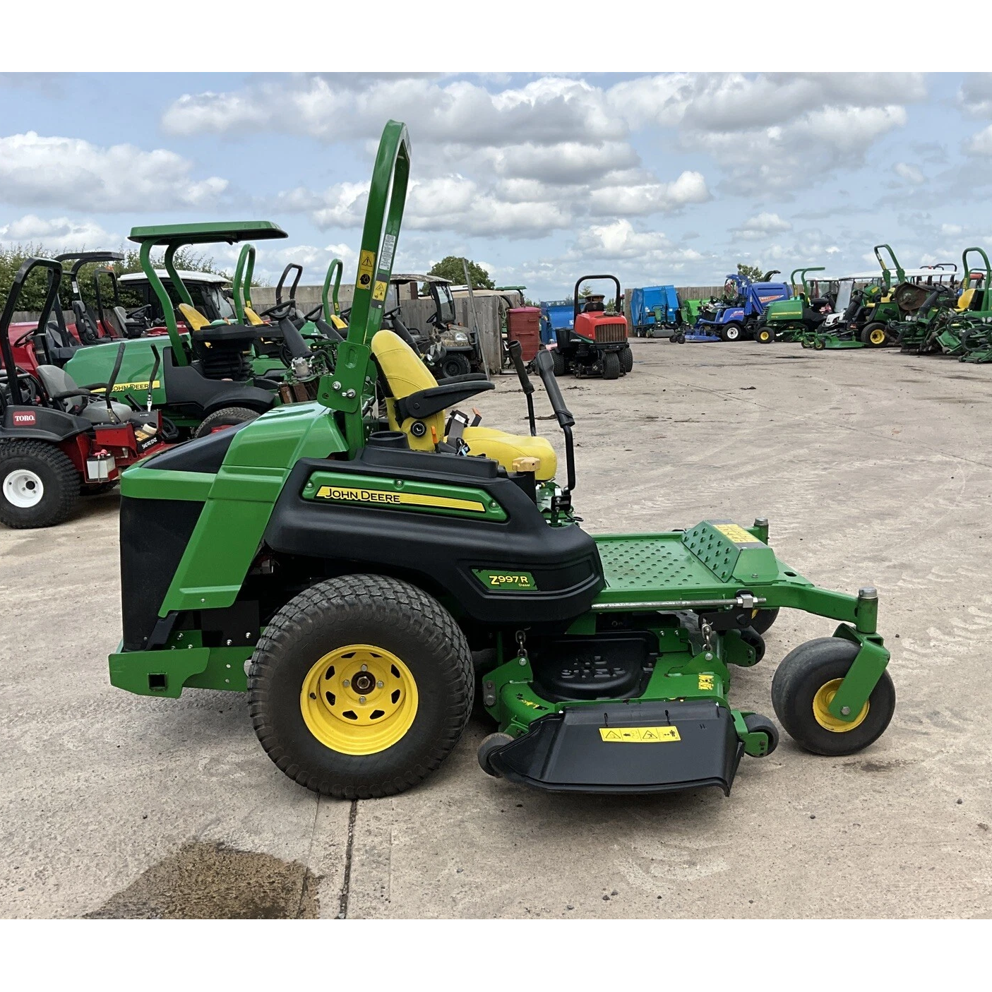 2016 JOHN DEERE Z997R