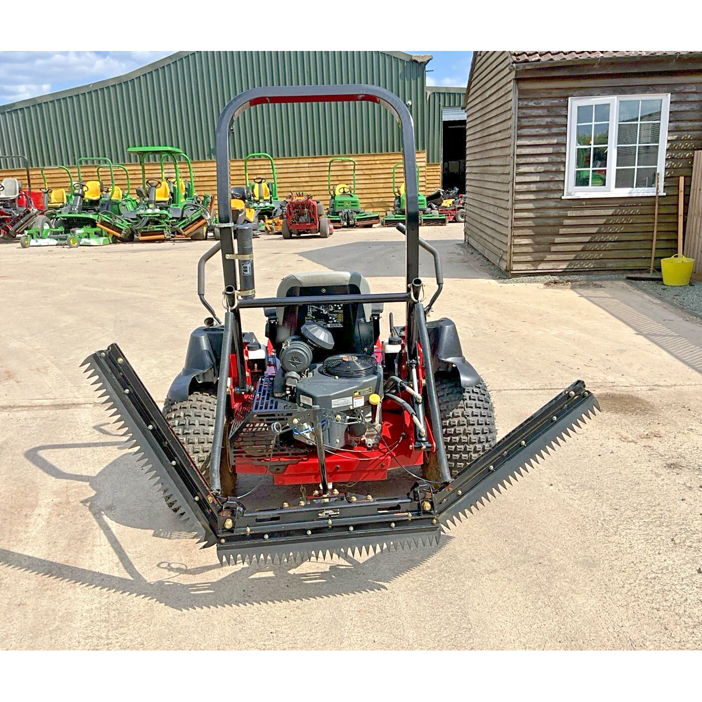 2016 TORO SANDPRO 2040Z