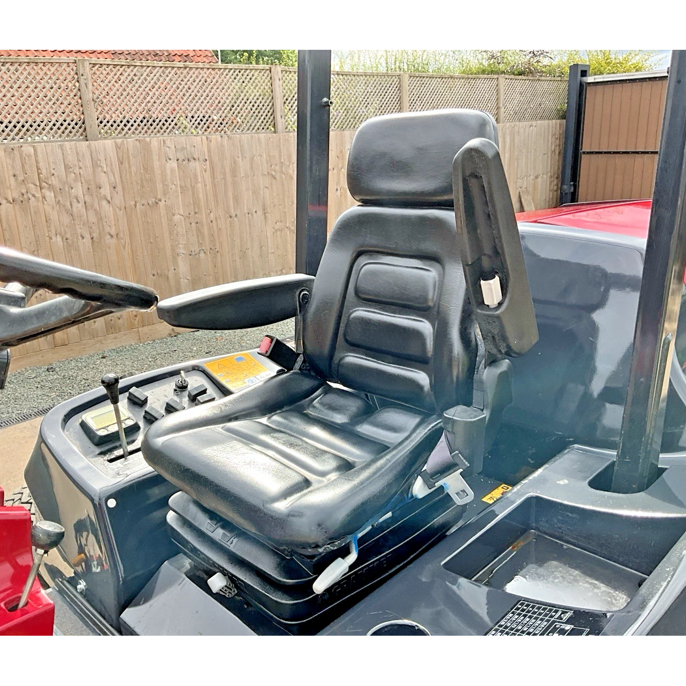 2017 BARONESS GM2810