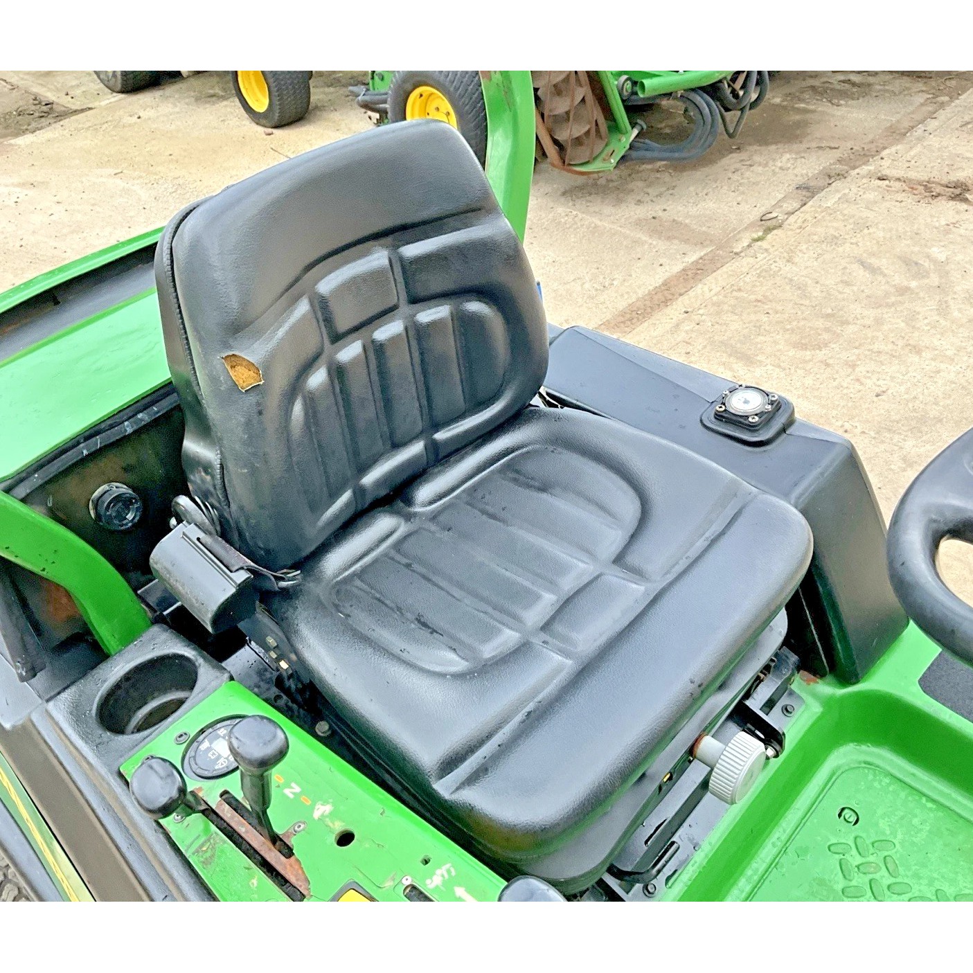 2017 JOHN DEERE 1580 OUTFRONT WITH TRIMAX FLAIL