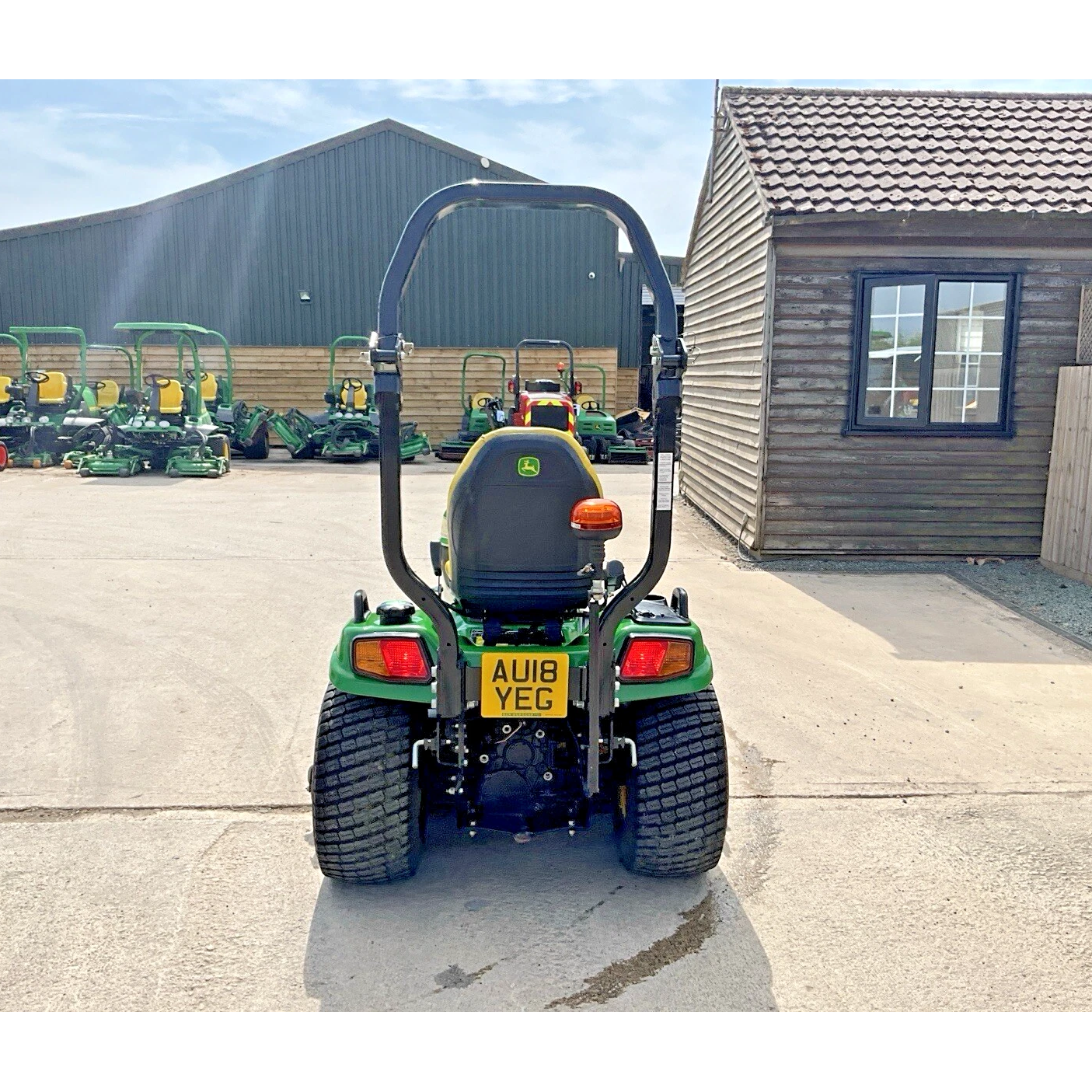 2017 JOHN DEERE X940