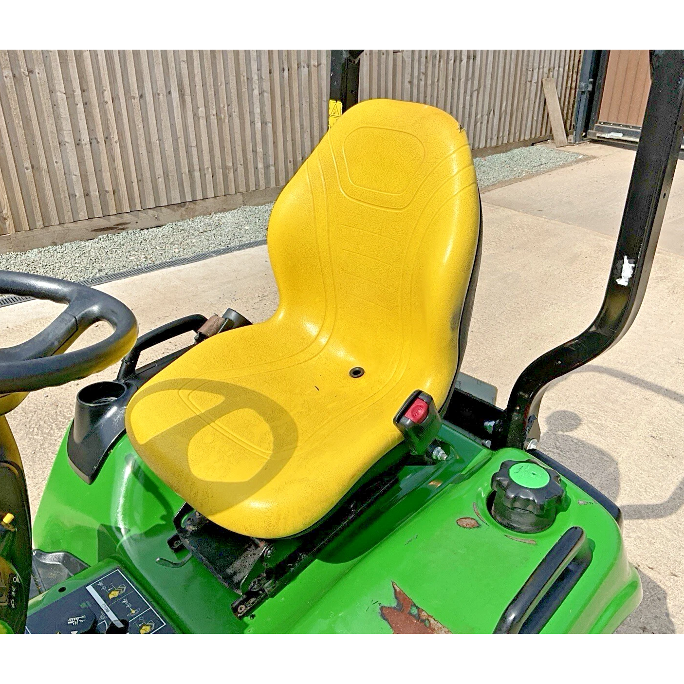 2017 JOHN DEERE X940