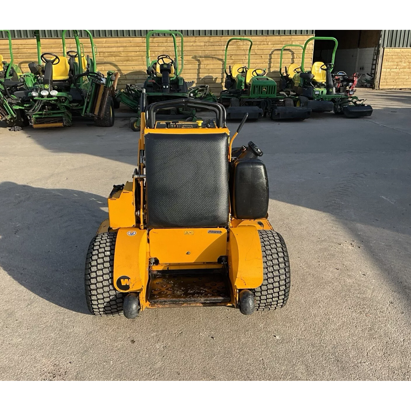 2017 WRIGHT STANDER 48