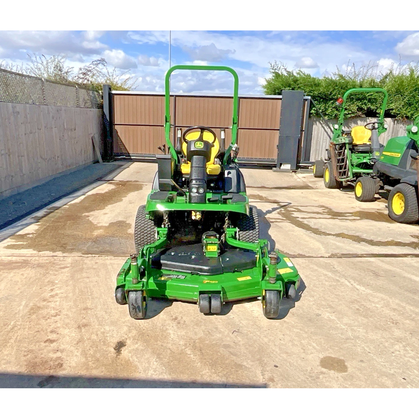2018 JOHN DEERE 1570