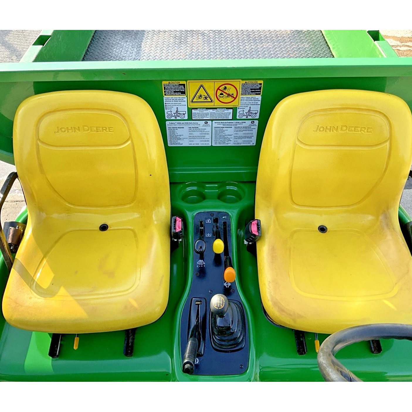 2018 JOHN DEERE PRO GATOR 2030A