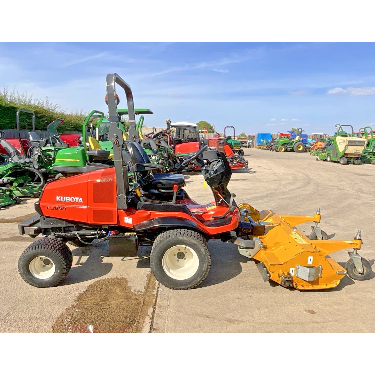 2018 KUBOTA F3890 WITH 2023 MUTHING FLAIL