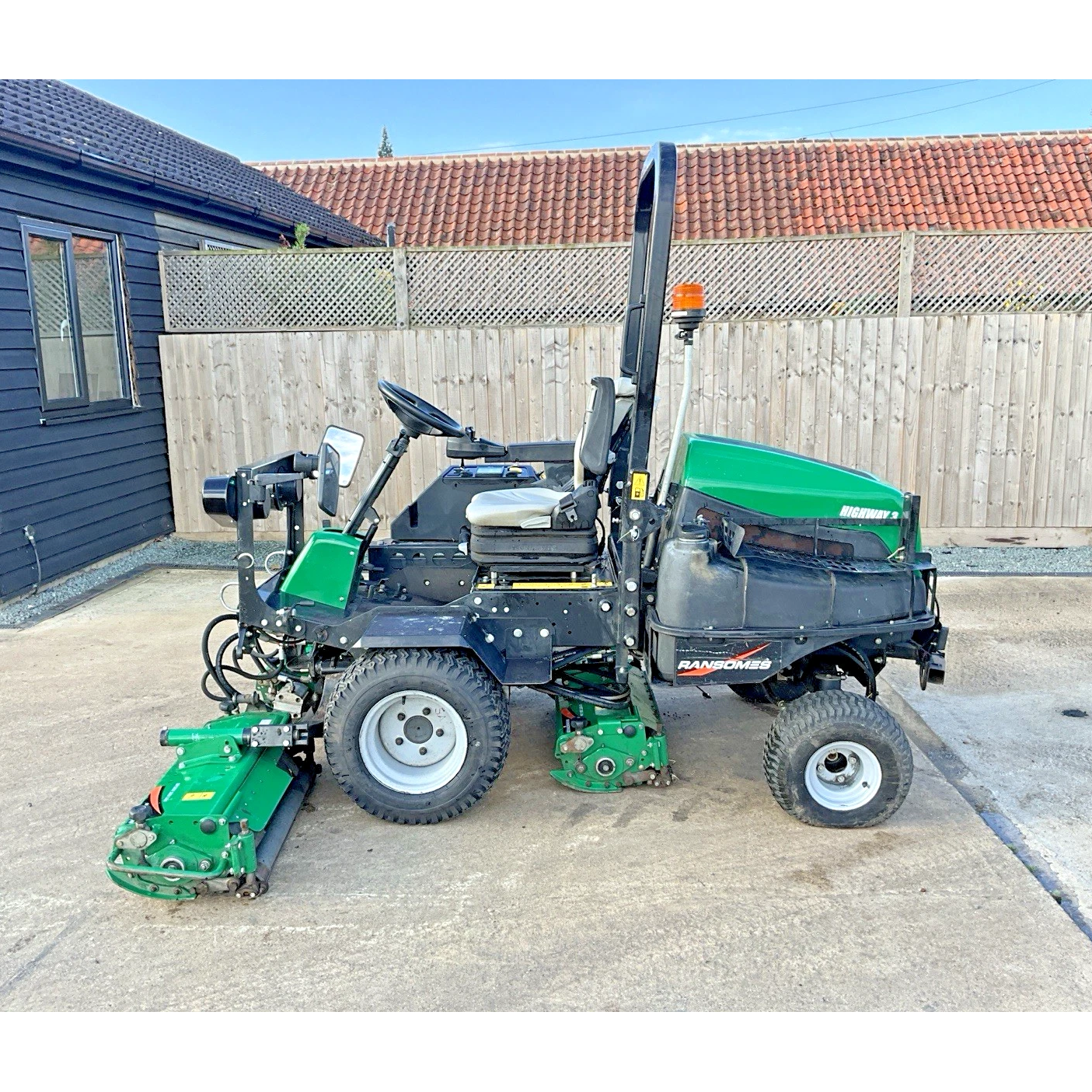 2018 RANSOMES HIGHWAY 3