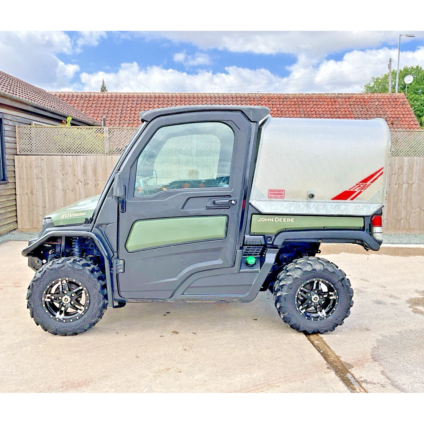 2018 ROAD LEGAL JOHN DEERE 865M