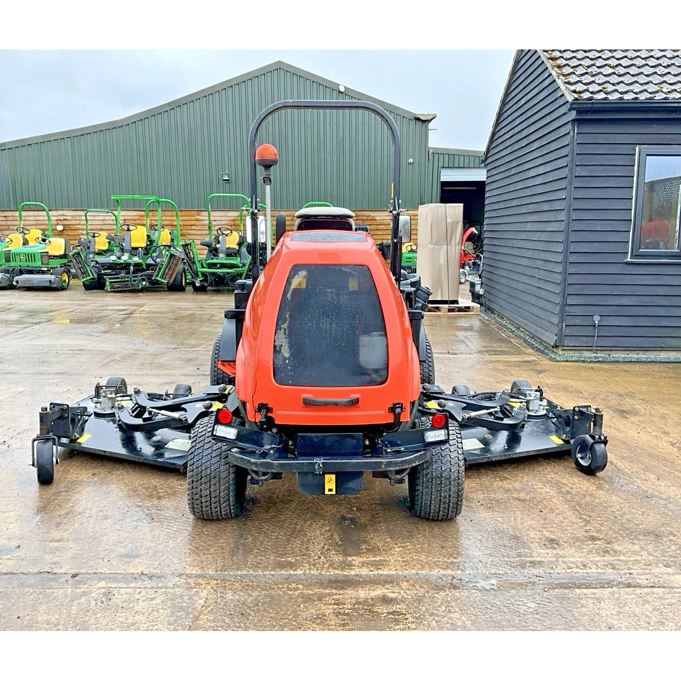 2019 JACOBSEN HR600