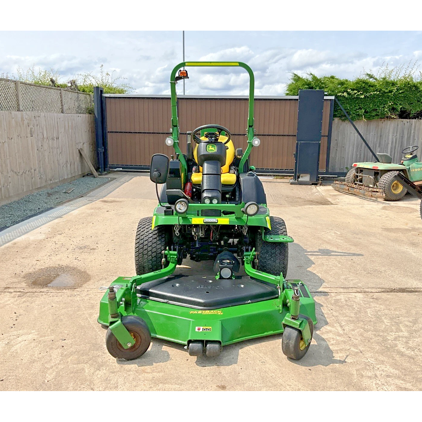 2019 JOHN DEERE 1580