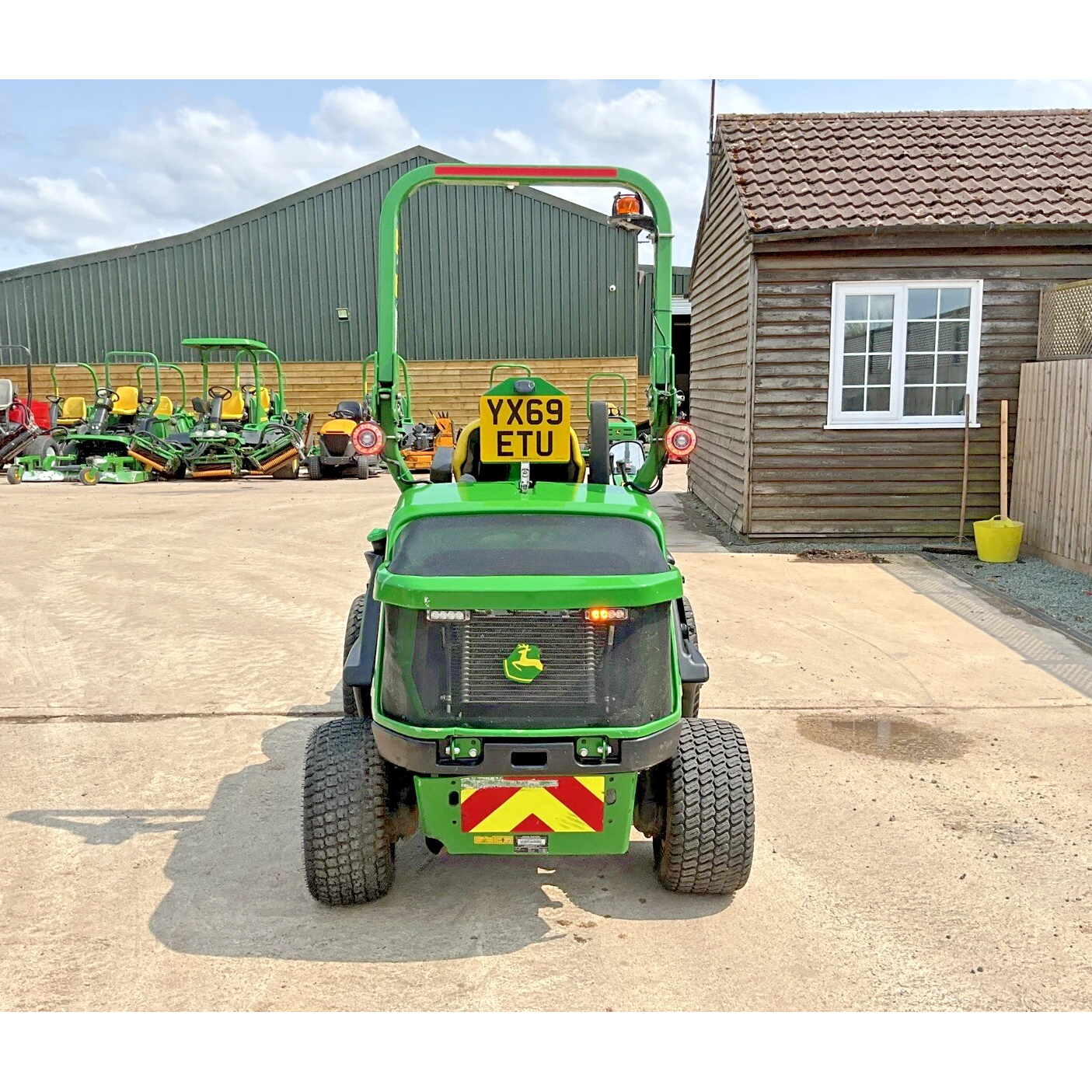 2019 JOHN DEERE 1580