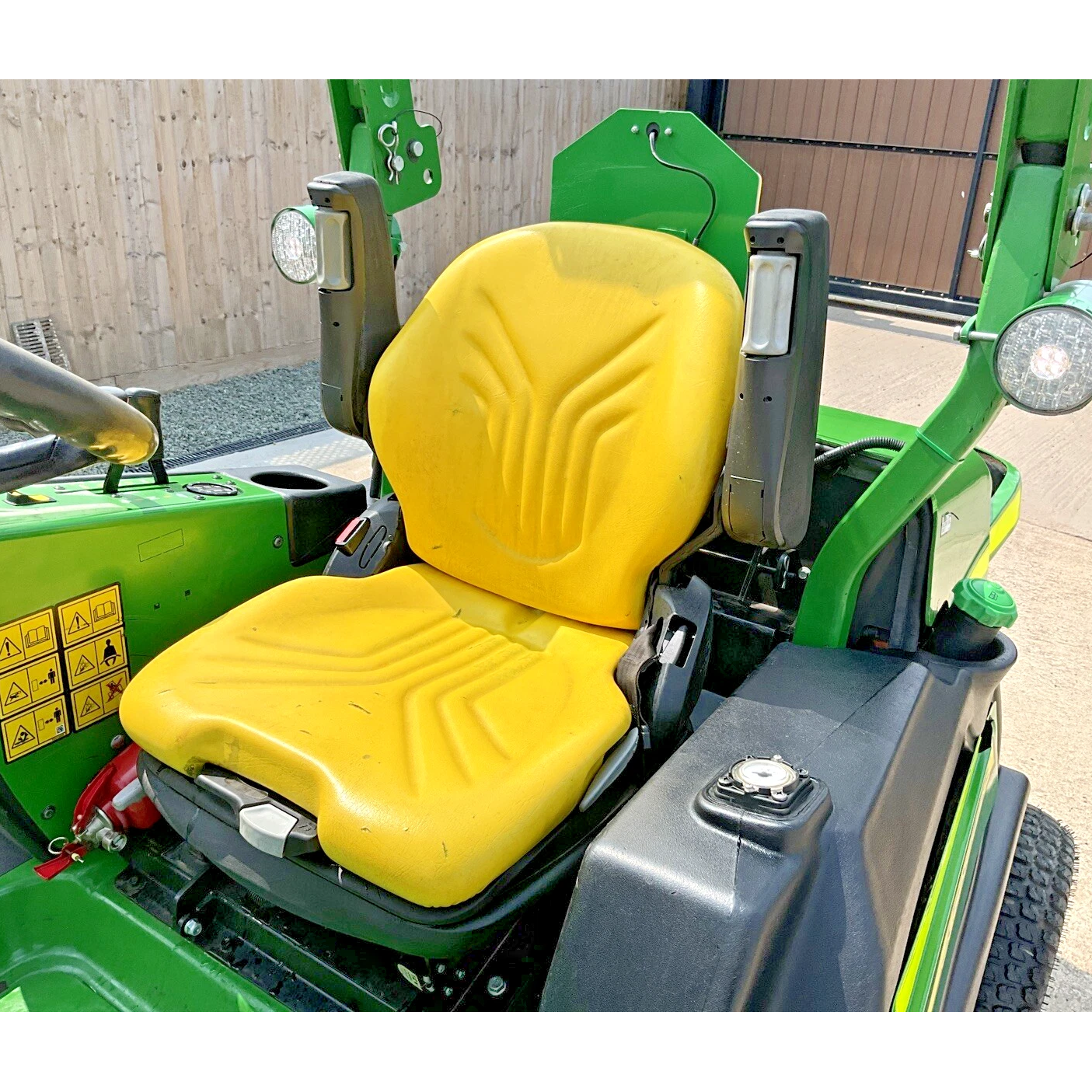 2019 JOHN DEERE 1580