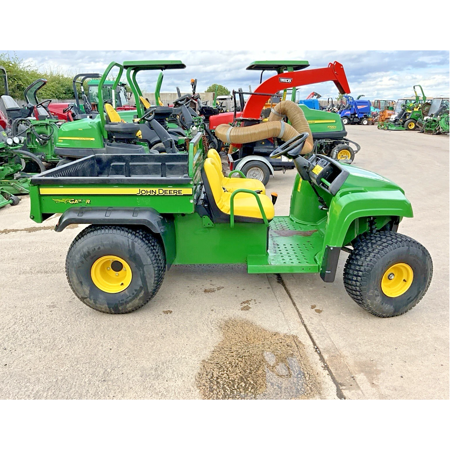 2019 JOHN DEERE 4X2 1683