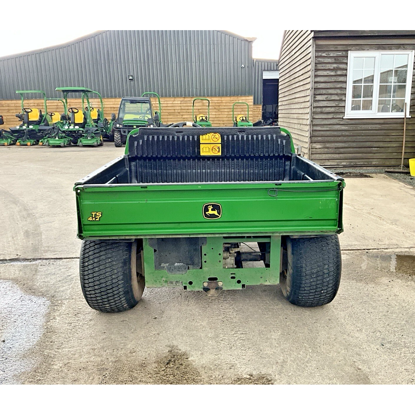 2019 JOHN DEERE 4X2 1952