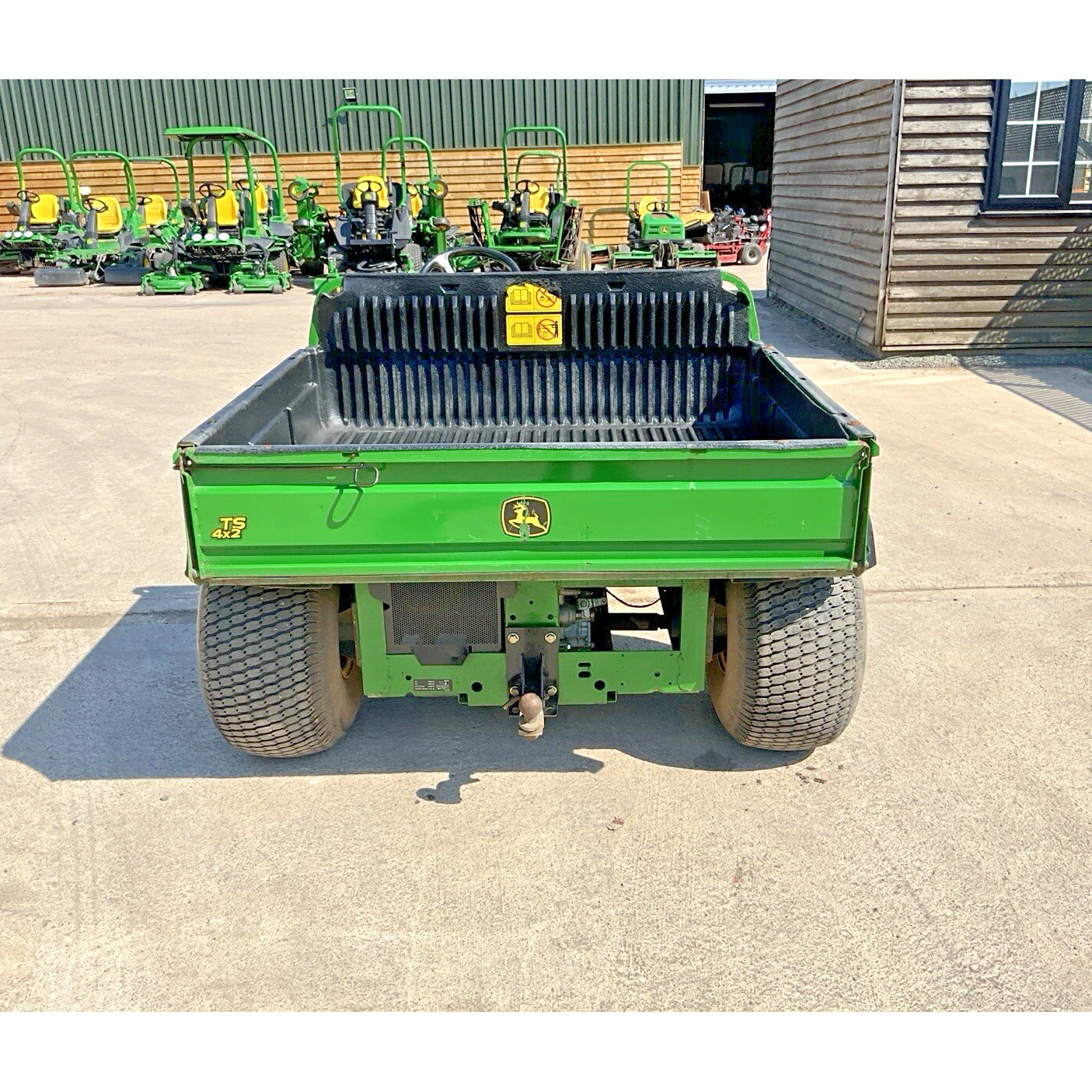 2019 JOHN DEERE 4X2 | 2369