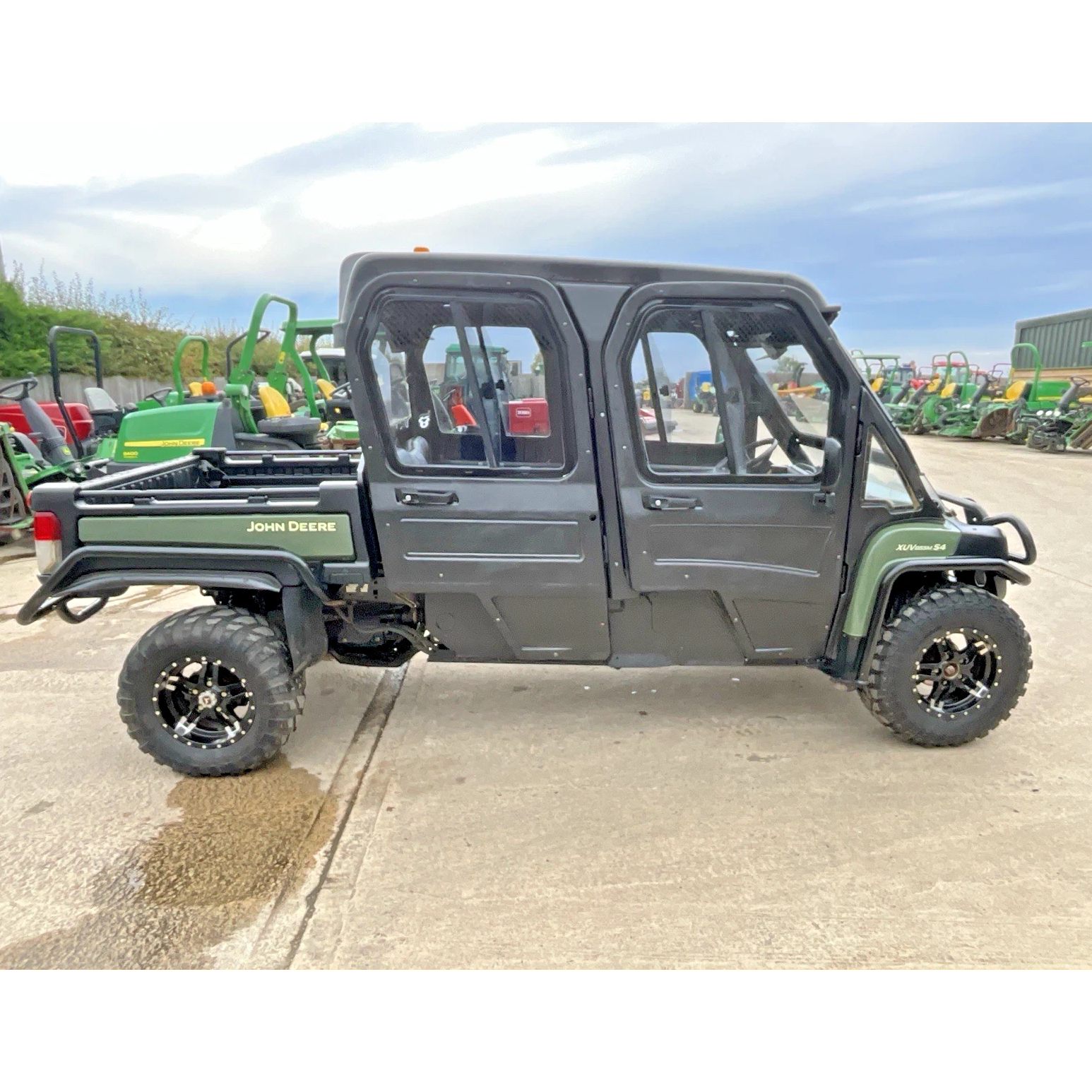 2019 JOHN DEERE XUV 855M S4