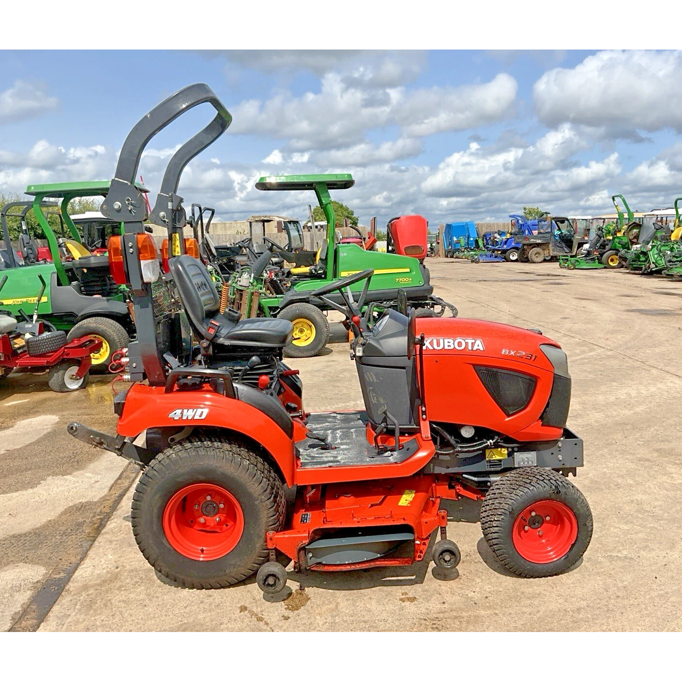 2019 KUBOTA BX231