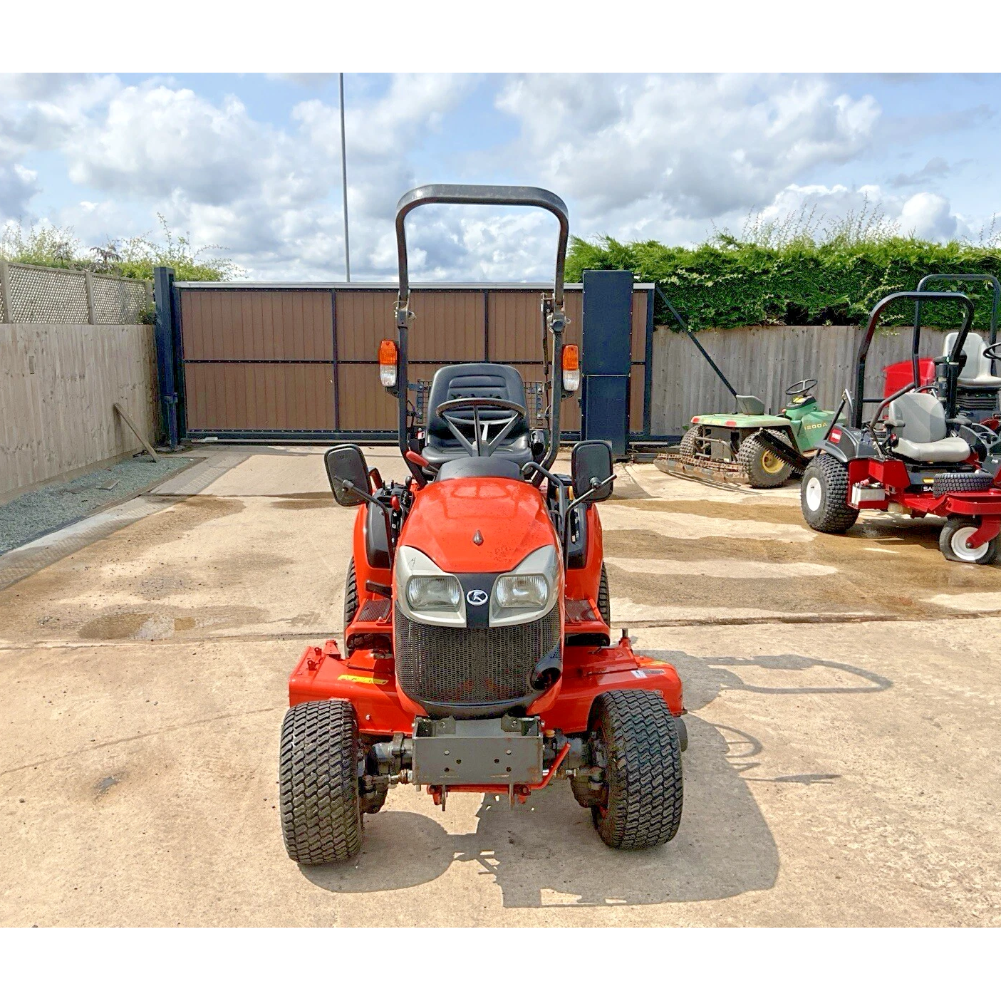 2019 KUBOTA BX231