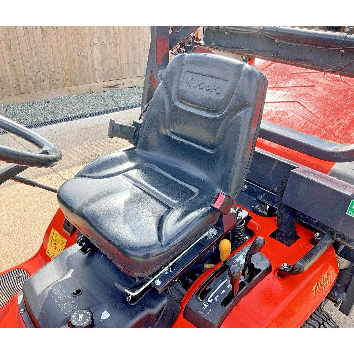 2019 KUBOTA G26 -11