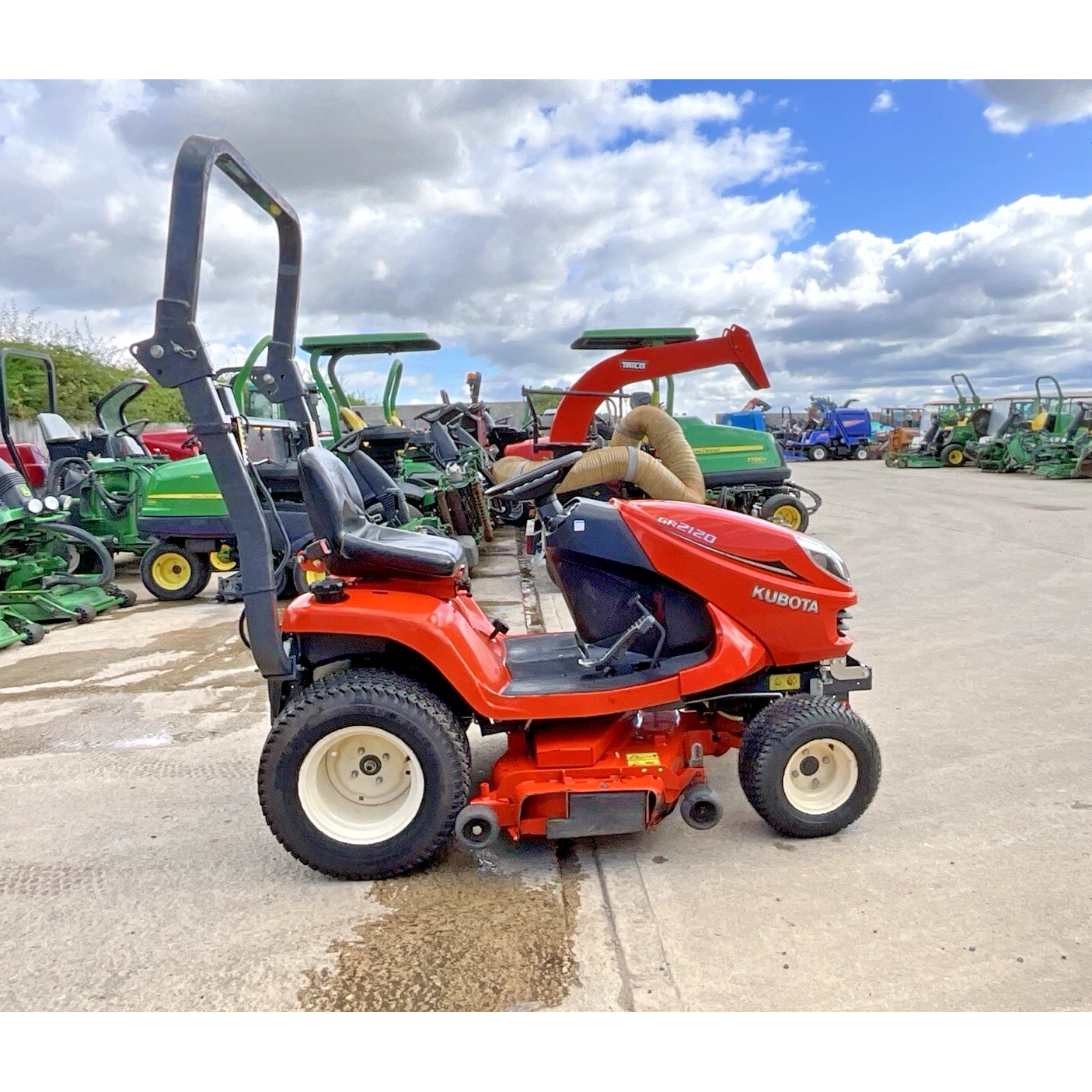 2019 KUBOTA GR2120
