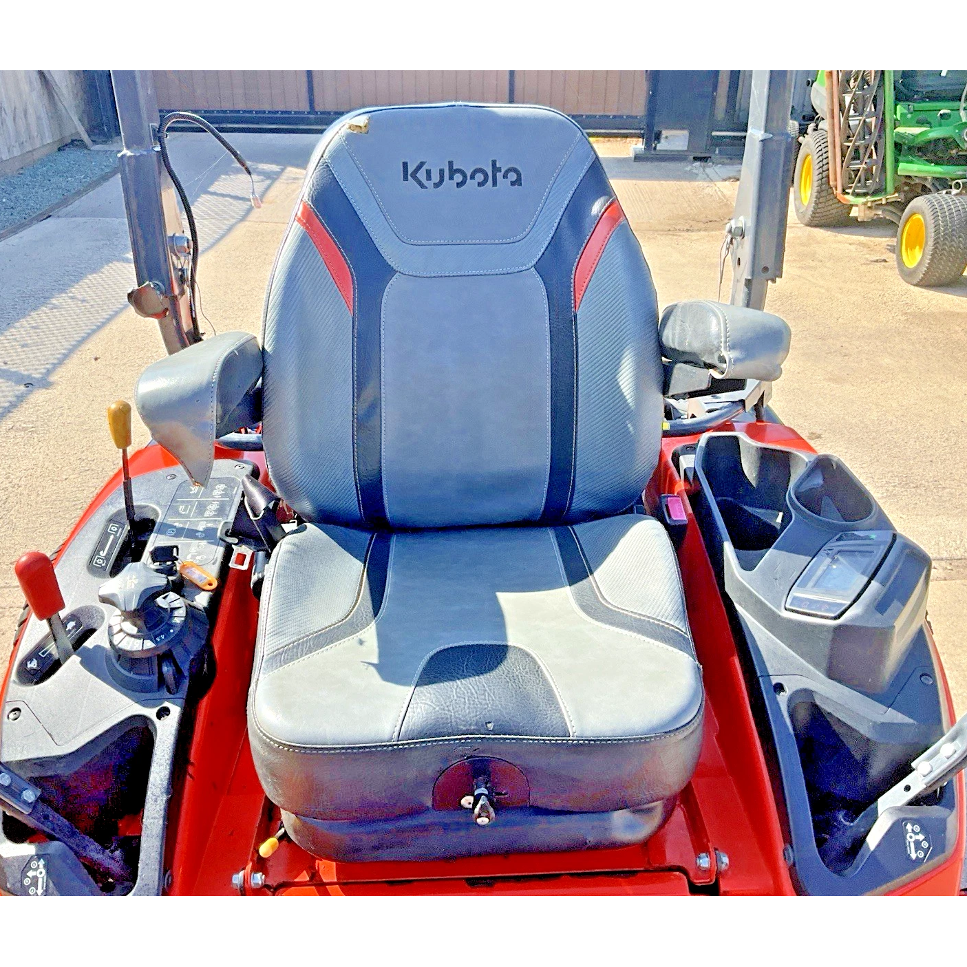 2019 KUBOTA ZD1211