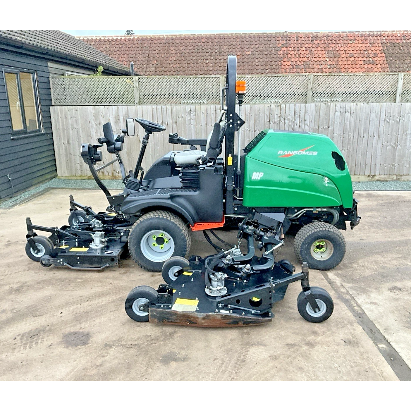 2019 RANSOMES M9653