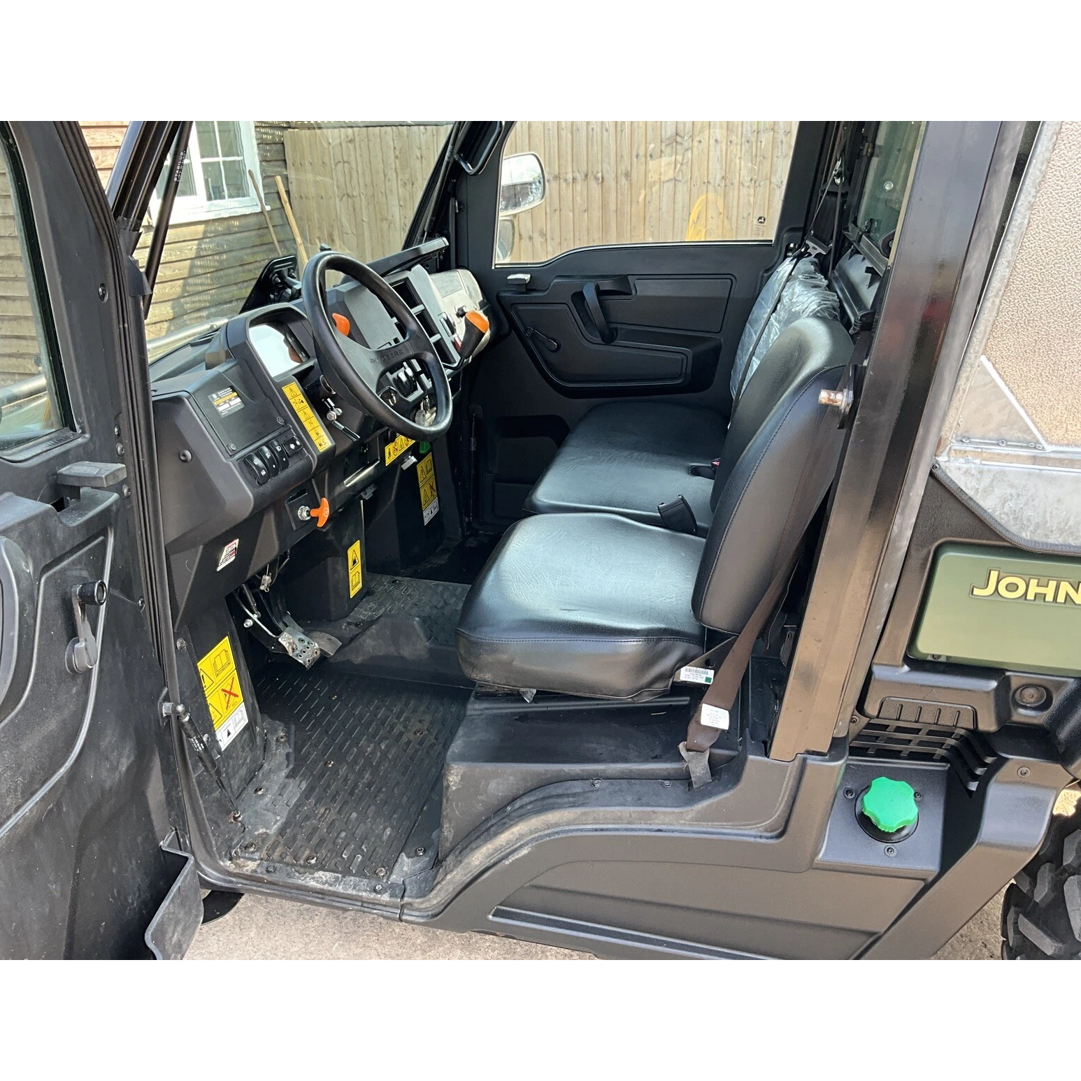 2019 ROAD LEGAL JOHN DEERE 865M GATOR 695
