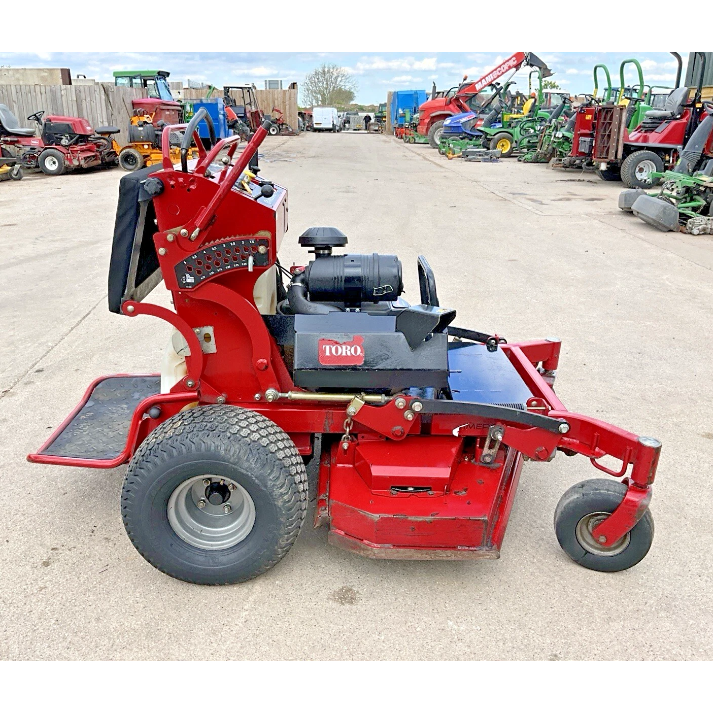 2019 TORO GRANDSTAND 48 INCH