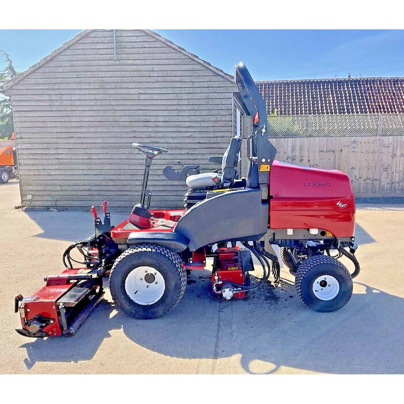 2019 TORO LT3340 831