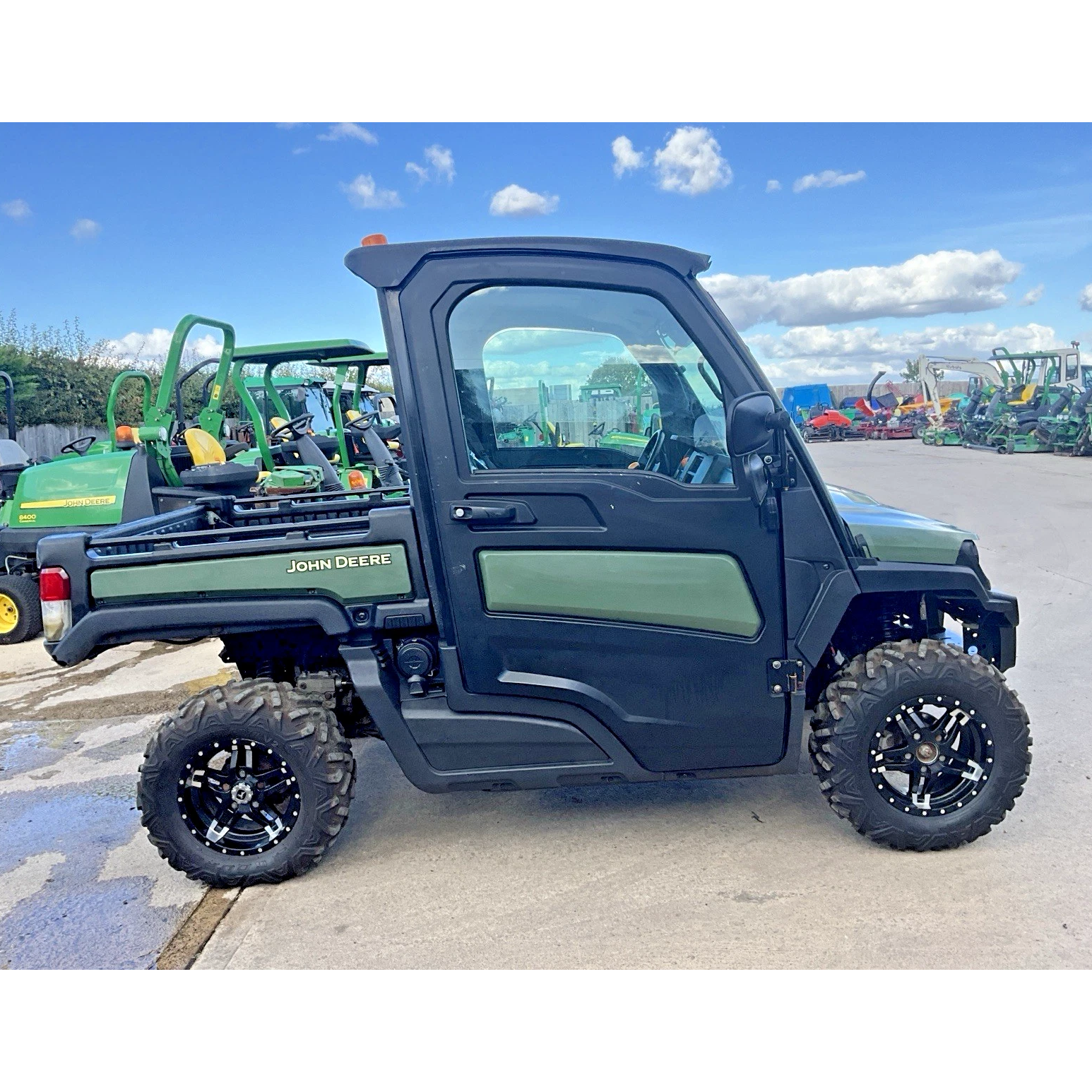 2020 ROAD LEGAL JOHN DEERE 865M