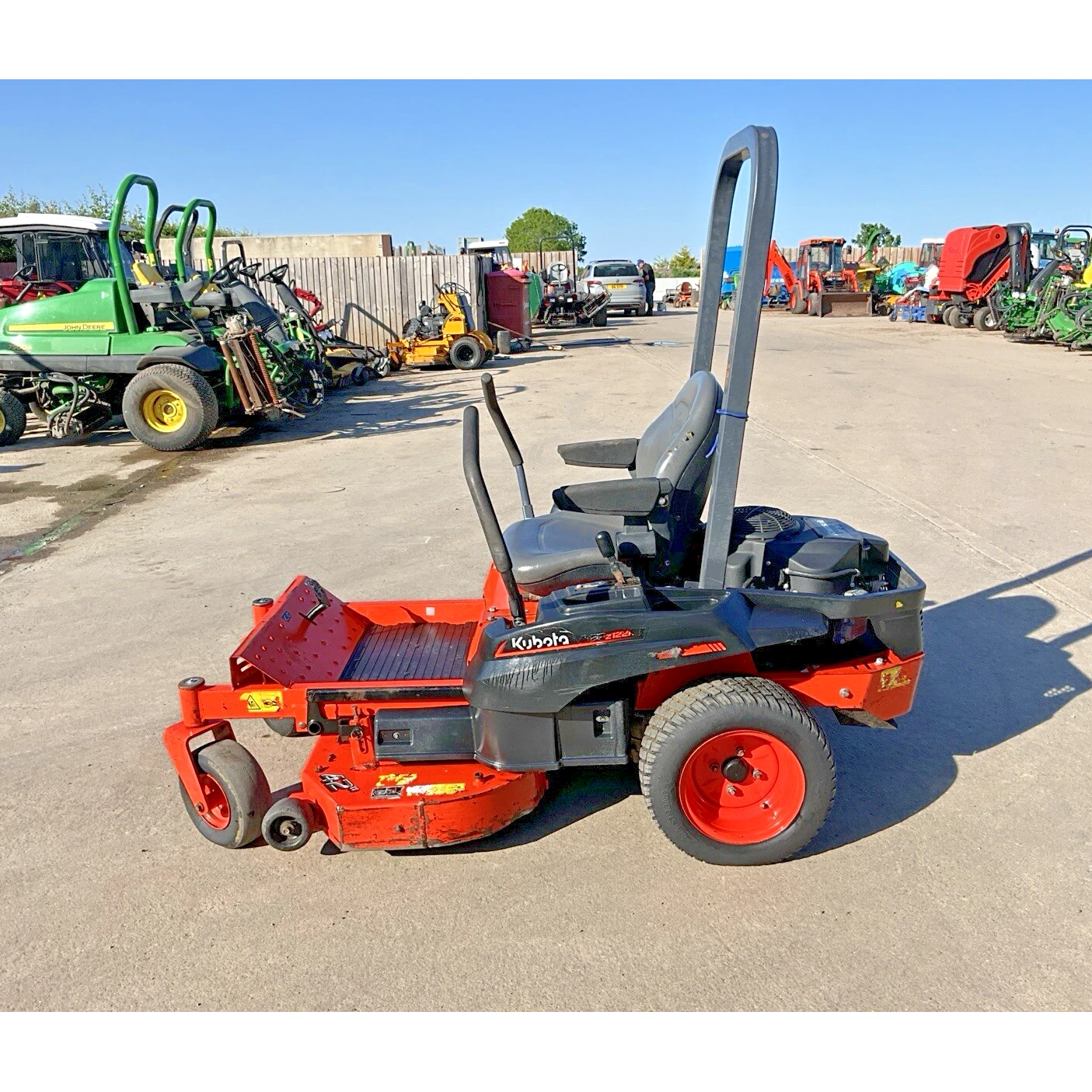2021 KUBOTA Z122R