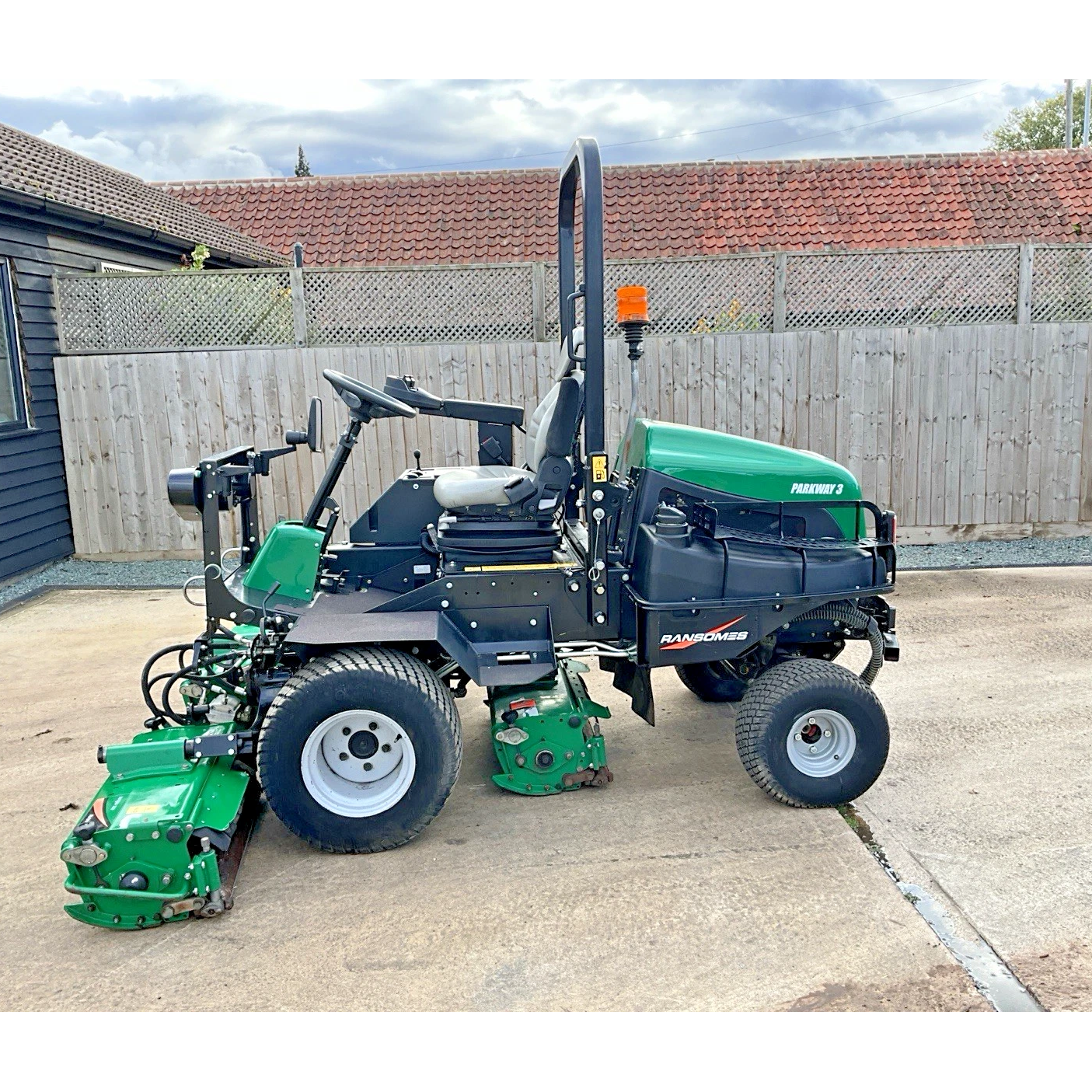 2021 RANSOMES PARKWAY 3