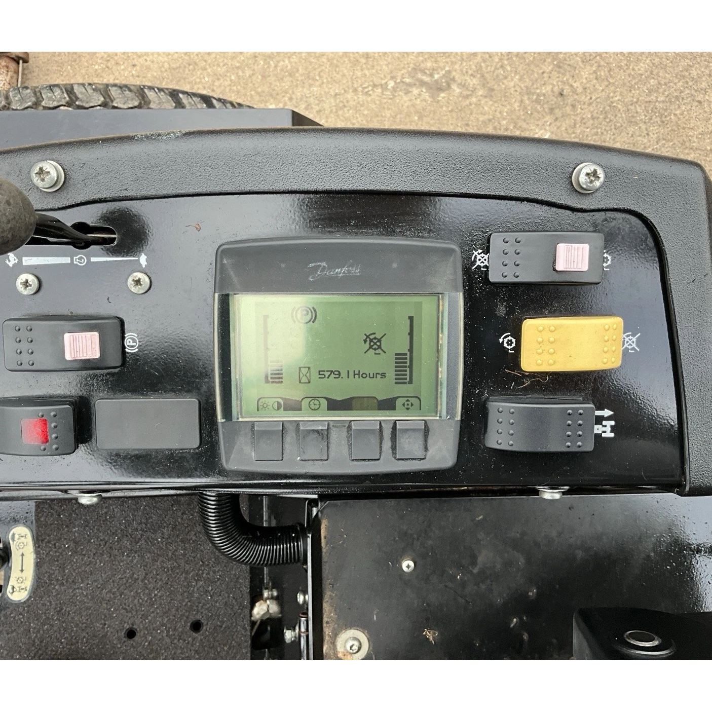 2021 RANSOMES PARKWAY 3