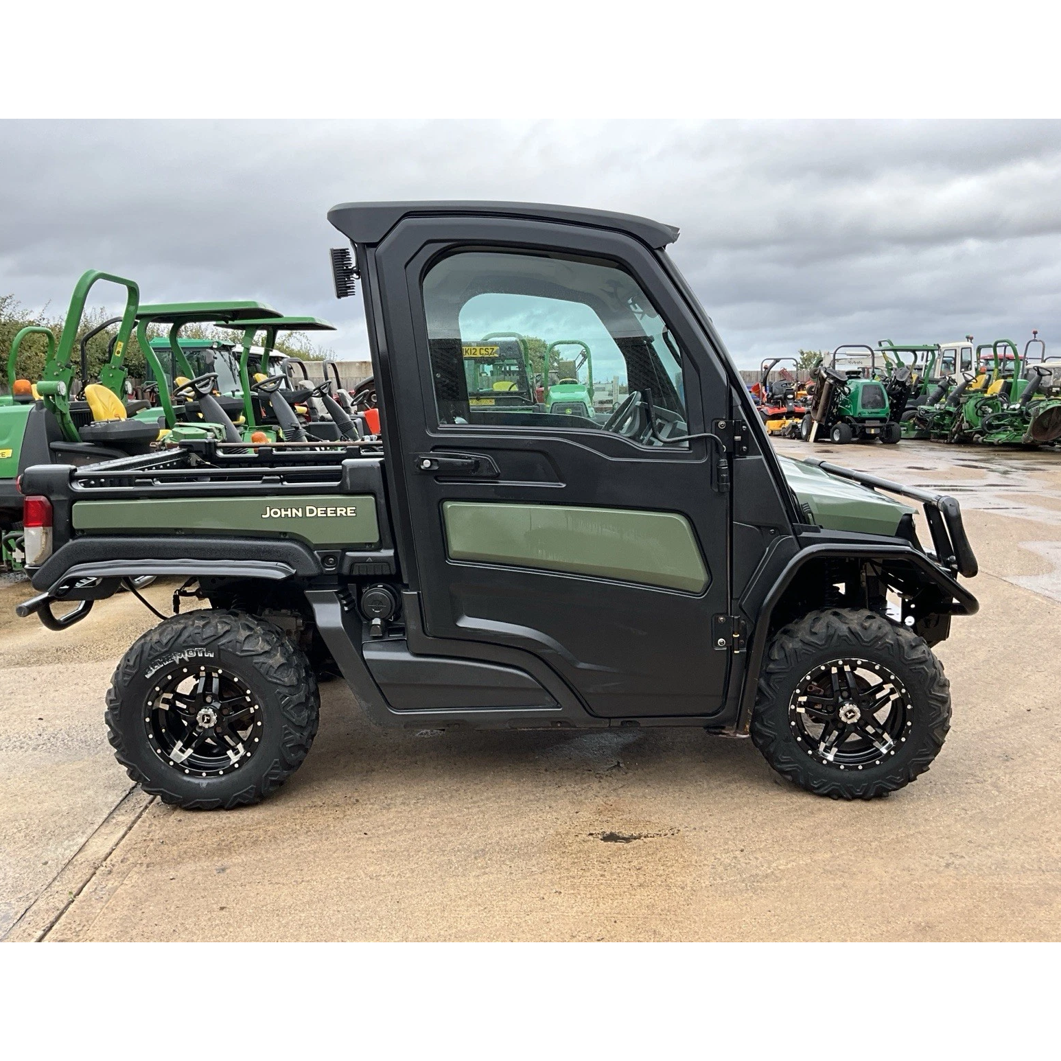 2021 ROAD LEGAL JOHN DEERE 865M