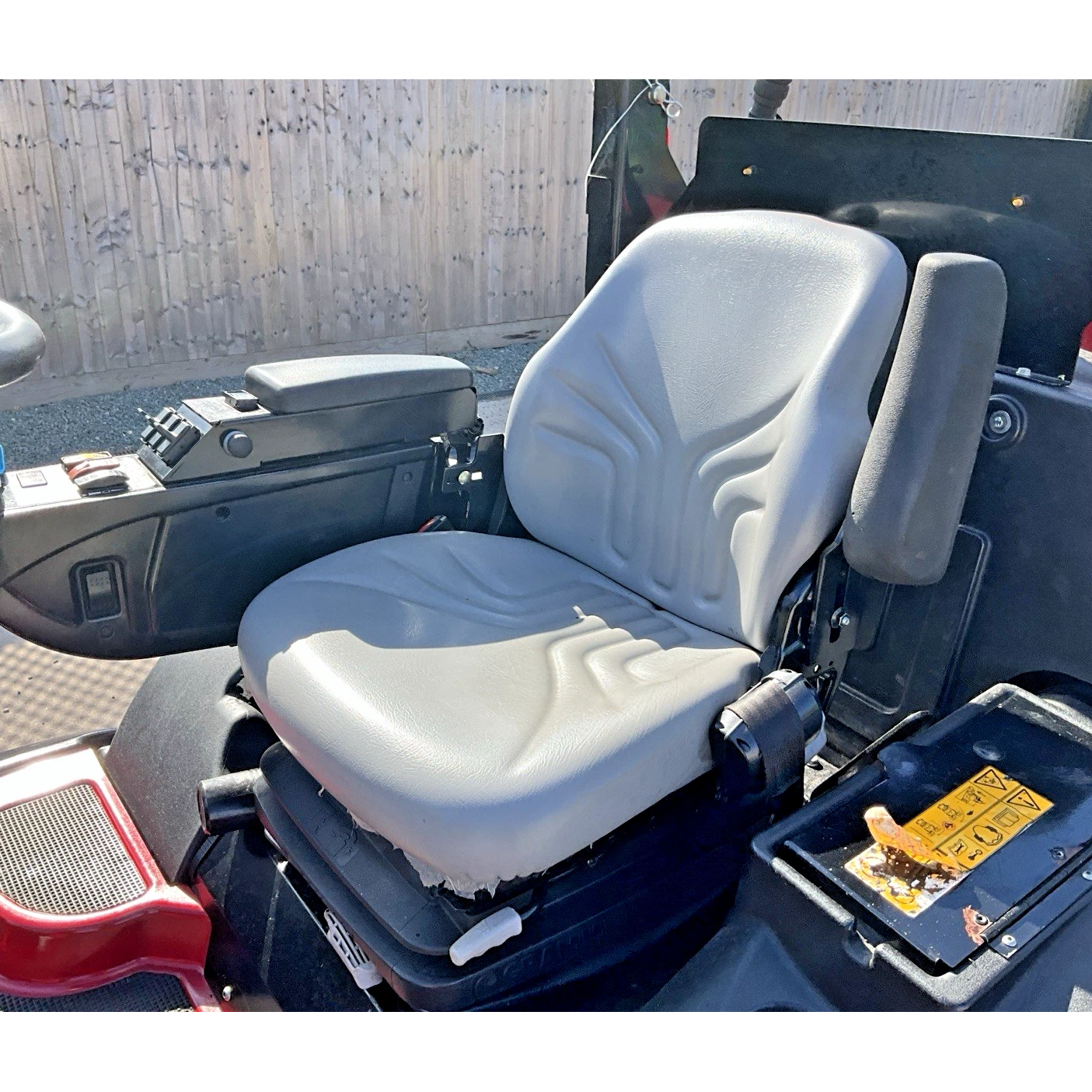 2022 TORO LT3340 1765