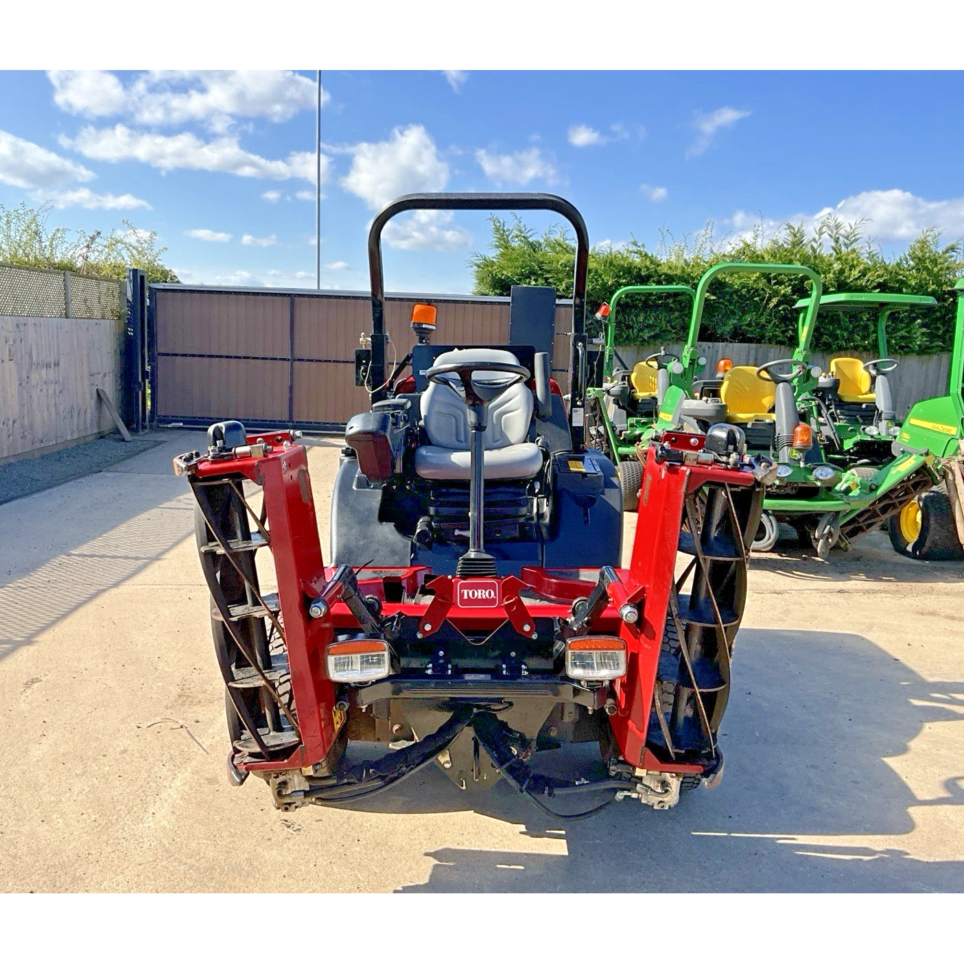 2022 TORO LT3340 1700