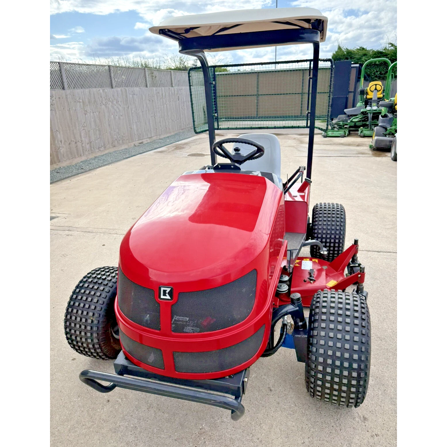 2023 BARONESS GM1700