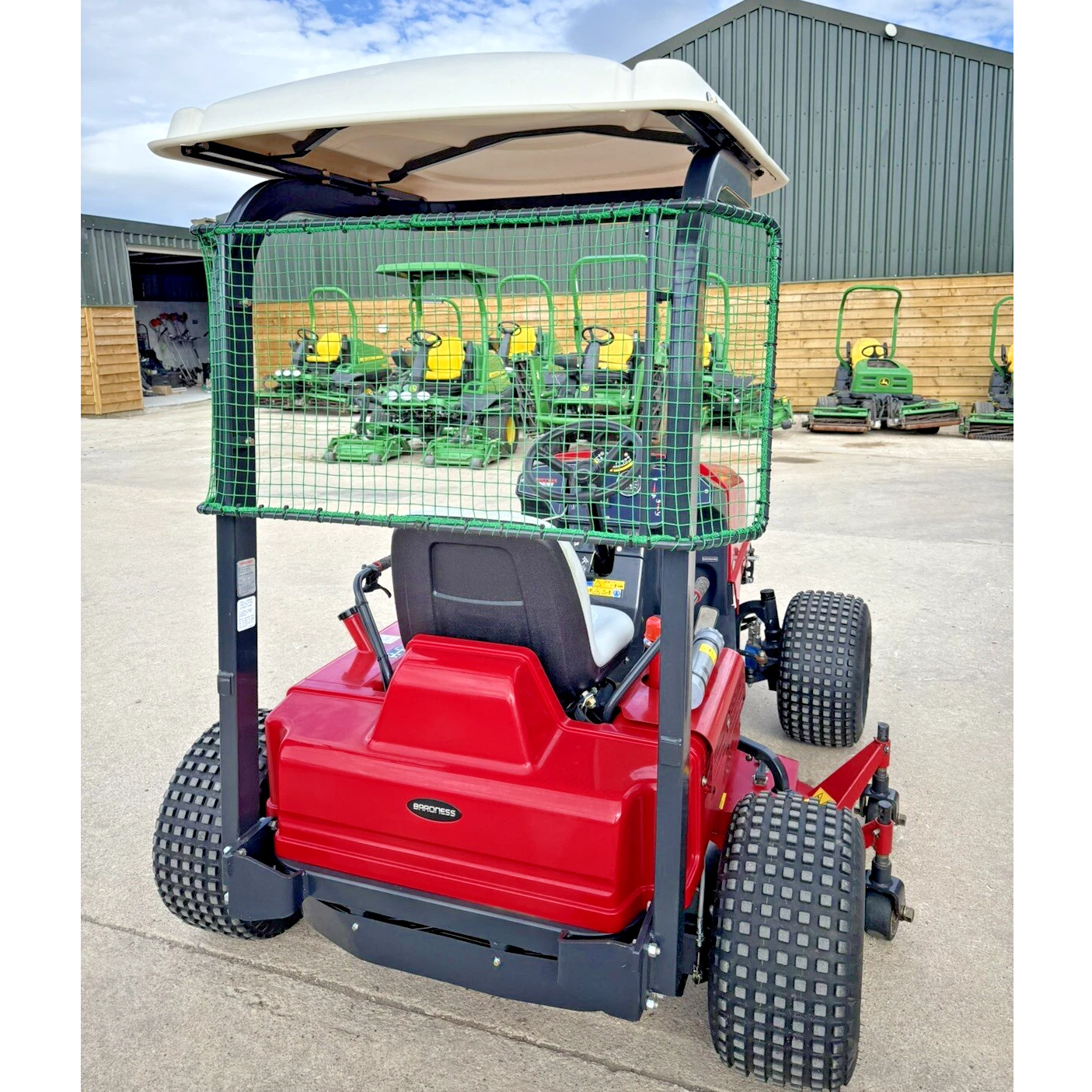 2023 BARONESS GM1700
