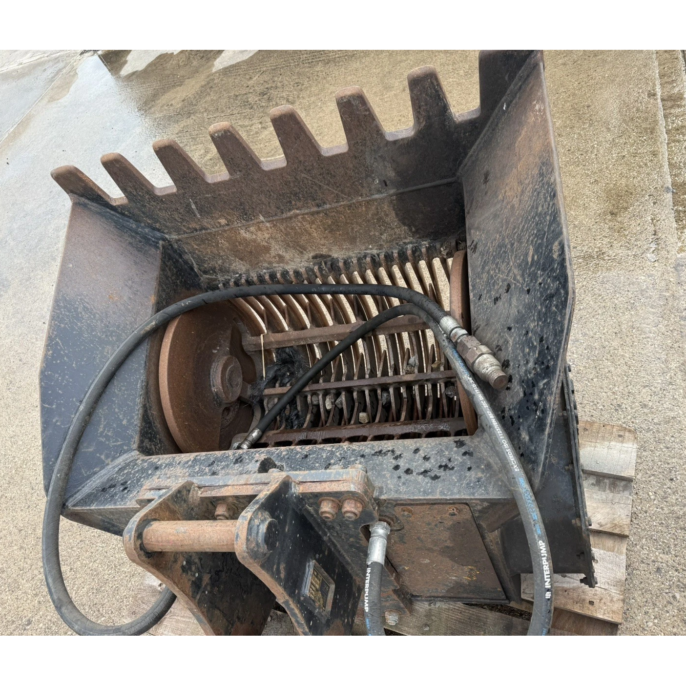 ANROSS HYDRAULIC SOIL STONE SCREENING
