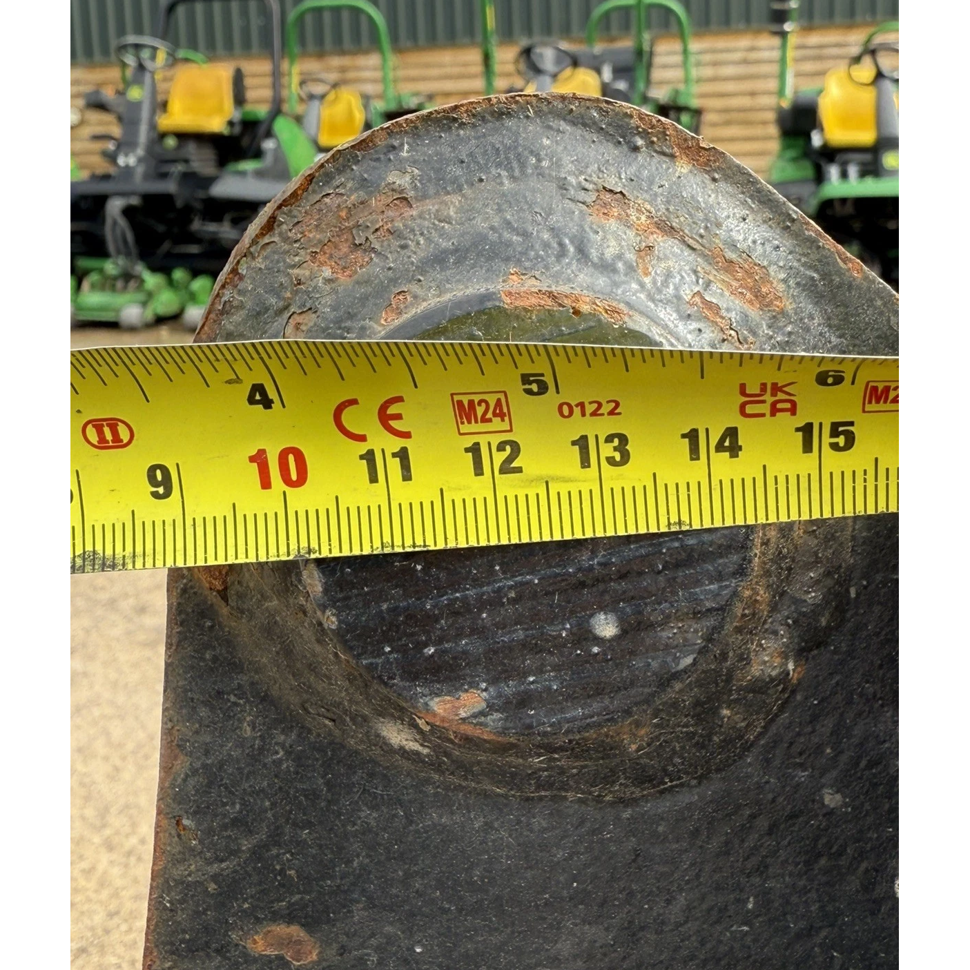 ANROSS HYDRAULIC SOIL STONE SCREENING