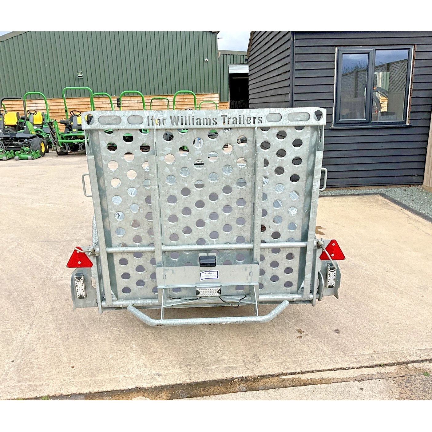 IFOR WILLIAMS GH94