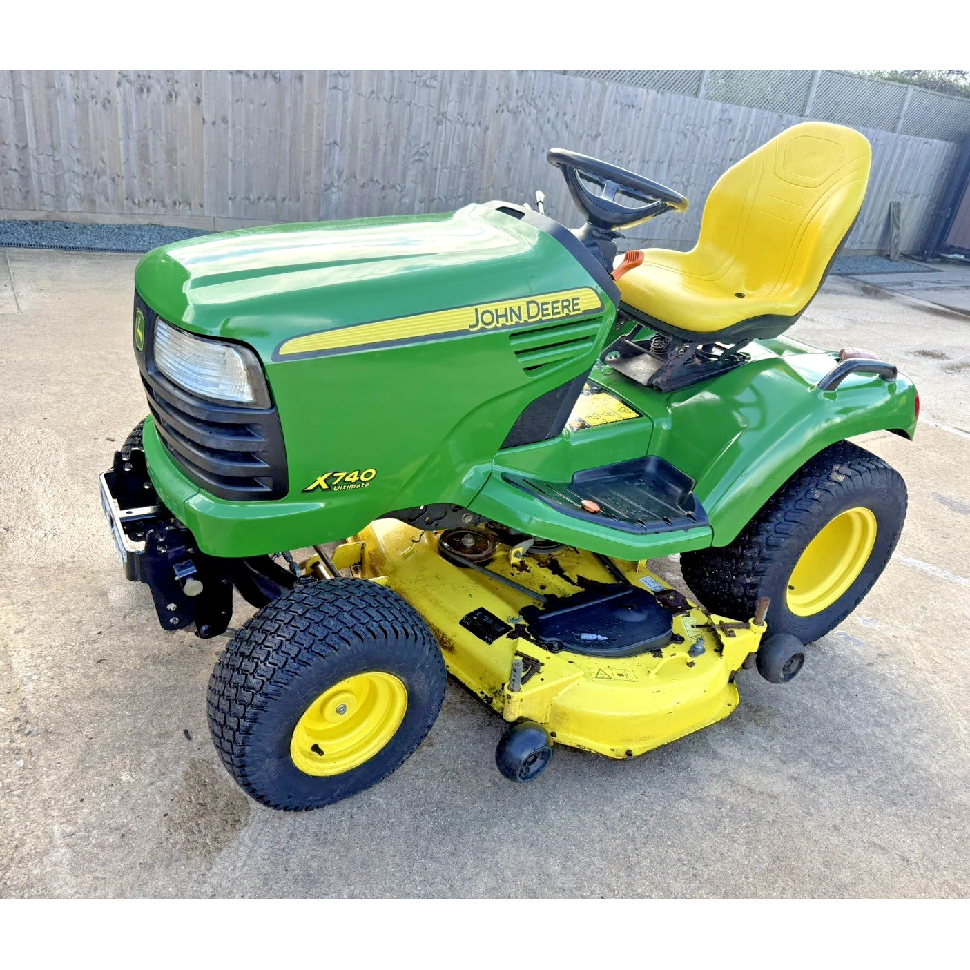 2008 JOHN DEERE X740 DIESEL RIDE ON LAWN MOWER