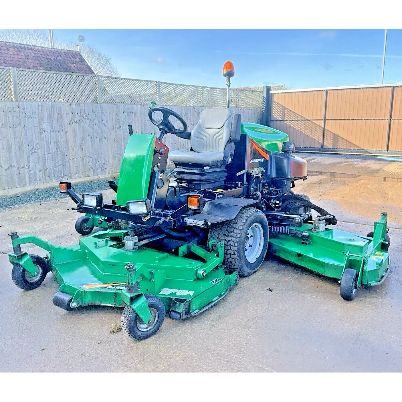 2009 RANSOMES HR6010 WIDE AREA BATWING RIDE ON LAWN MOWER