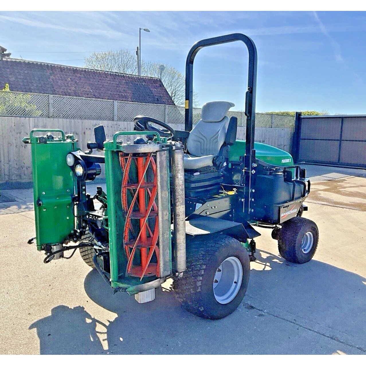 2011 RANSOMES PARKWAY 3